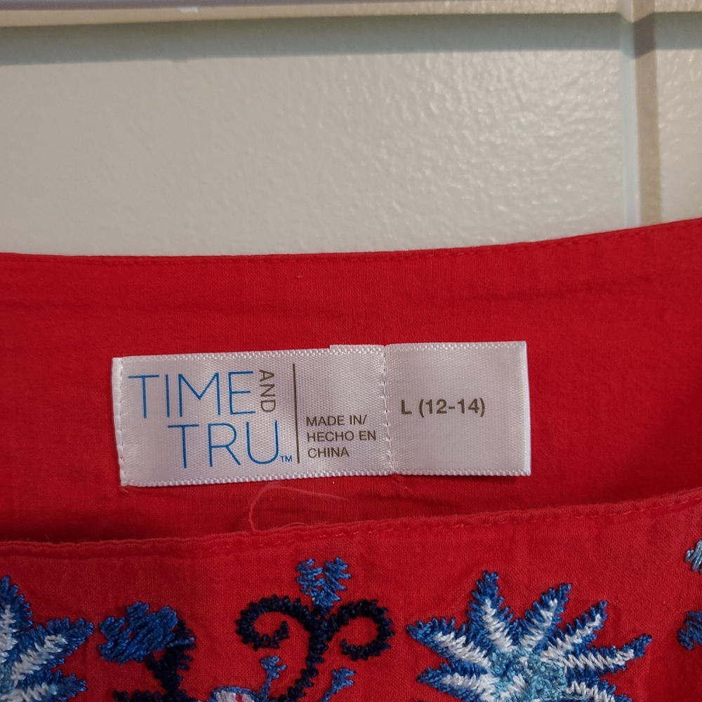 Time and Tru Embroidered Bright Red Square-Neck Smock Blouse - Picture 3 of 3